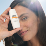 ضدآفتاب ضدلک ایزدین + Spot Prevent SPF 50 حجم 50 میل (اورجینال)